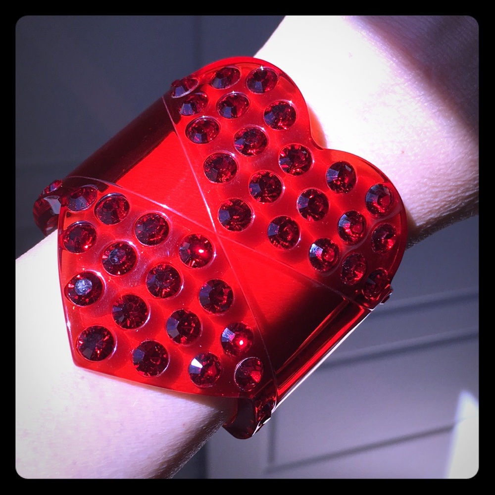 Louis Vuitton Heart shape rhinestone cuff bracelet